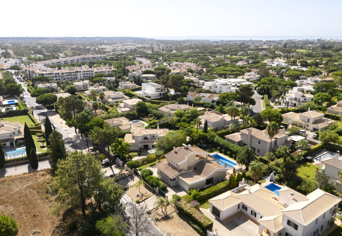 Villa in Quarteira - Vila Gabriel private vila -by hdproperties