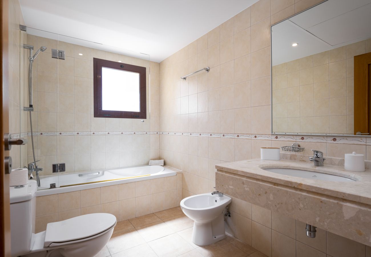 Villa in Quarteira - Vila Boavista with pool - by Hdproperties